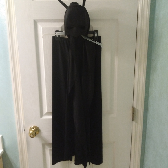 Boys Sz Medium Batman Costume - Picture 2 of 8